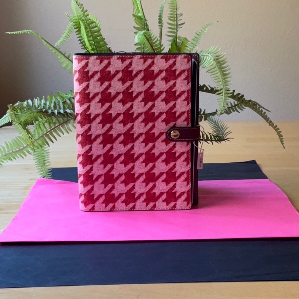 📕 COACH NOTEBOOK WITH HOUNDSTOOTH PRINT 📕 NWT 📕